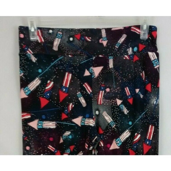 New LuLaRoe Tall & Curvy Leggings Black With Fireworks & Bottle Rockets Design - Picture 4 of 6